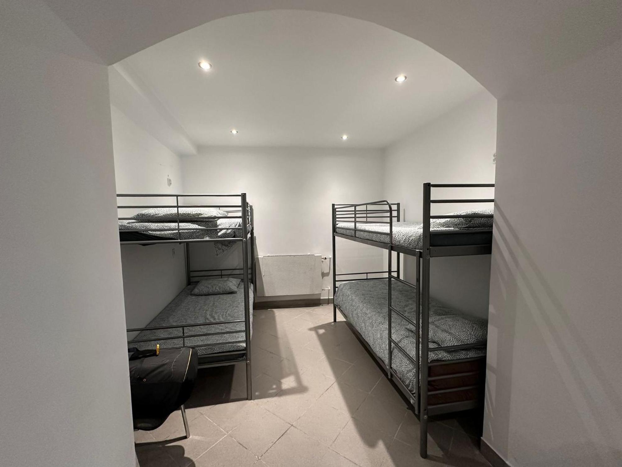 Golebia Hostel *